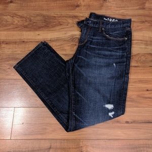 [27R/4] NWOT GAP Sexy Boyfriend Distressed Jeans